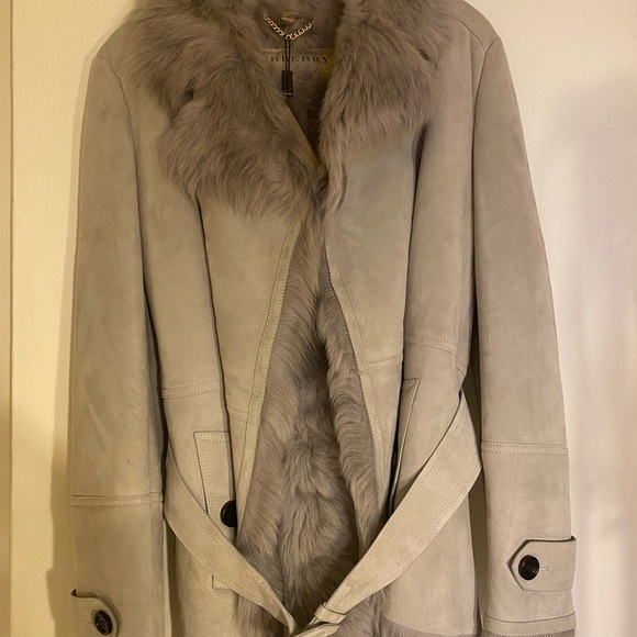 Burberry shearling jacket with collar - Picture 3 of 9
